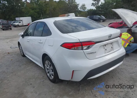 2021 Toyota Corolla Le z USA, uszkodzony, nr VIN JTDEPMAE7MJ127461